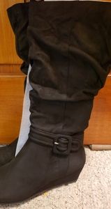 WIDE CALF BLACK BOOTS